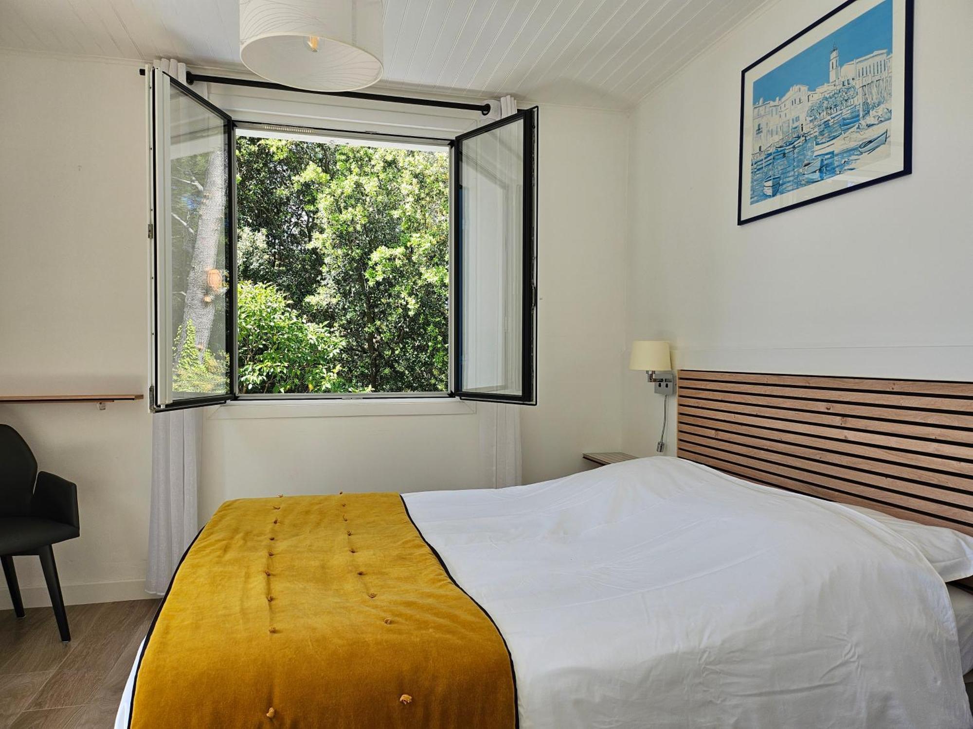 La Luberonne Bed and Breakfast Lourmarin Buitenkant foto